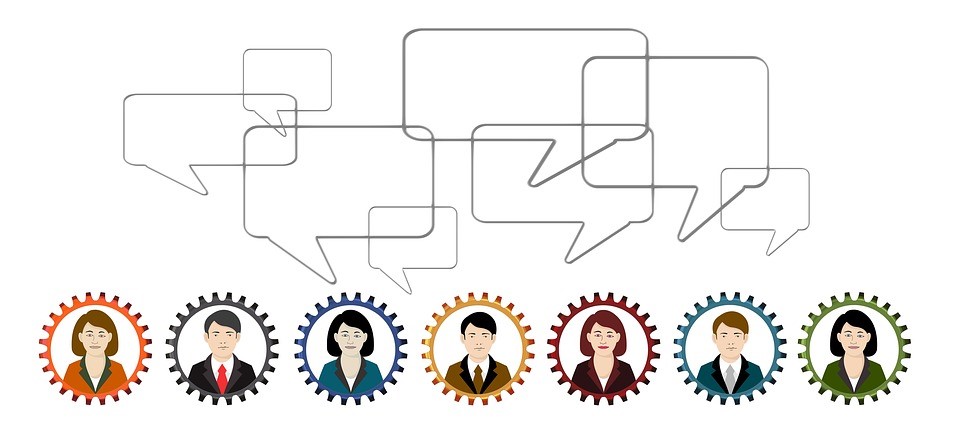 ΓΝΩΡΙΜΙΑ ΜΕ ΝΕΑ ΕΠΑΓΓΕΛΜΑΤΑ